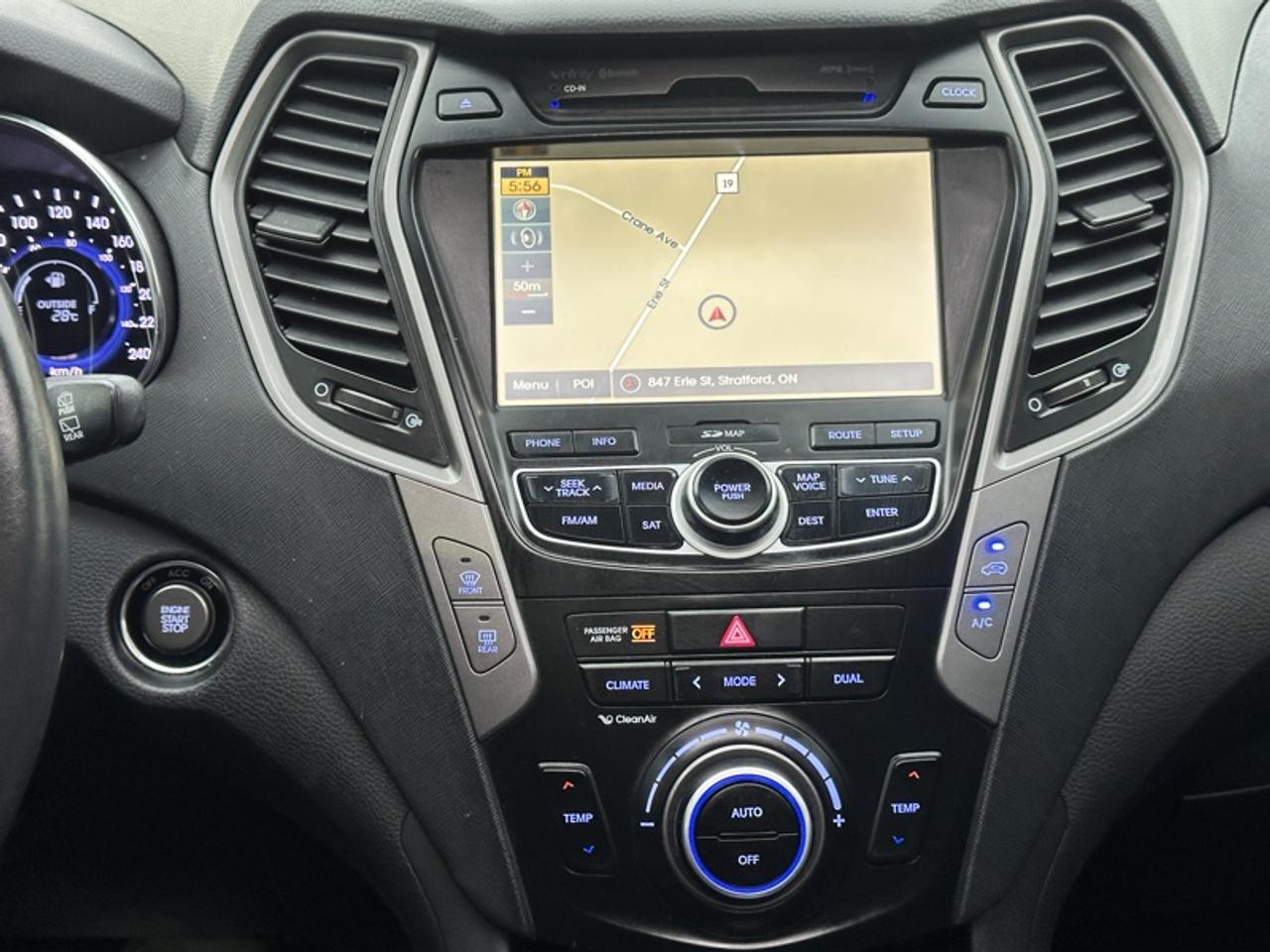 2015 Hyundai Santa Fe Sport 2.0T LIMITED Photo
