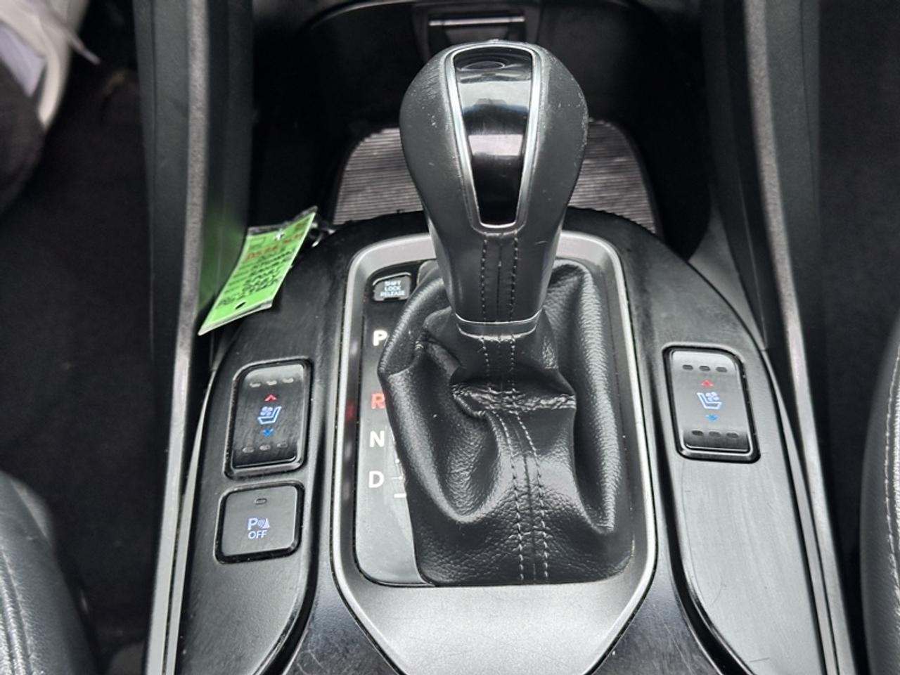 2015 Hyundai Santa Fe Sport 2.0T LIMITED Photo