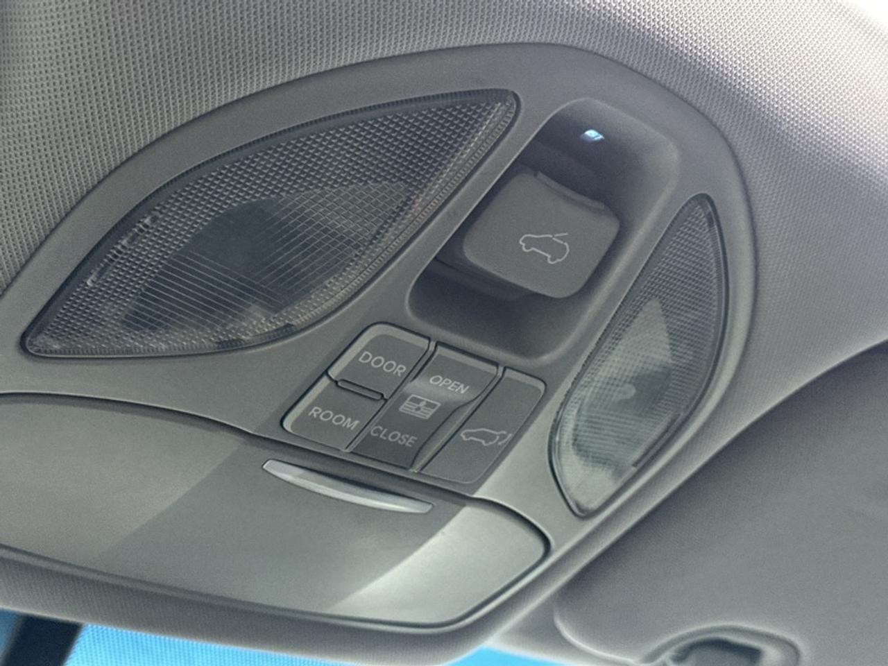 2015 Hyundai Santa Fe Sport 2.0T LIMITED Photo