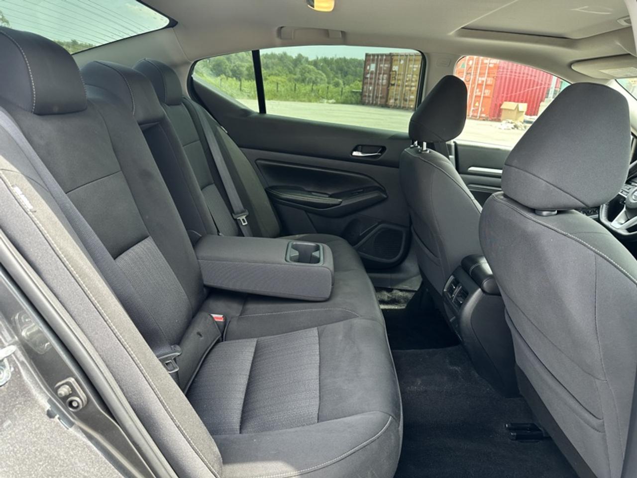 2019 Nissan Altima SV Photo