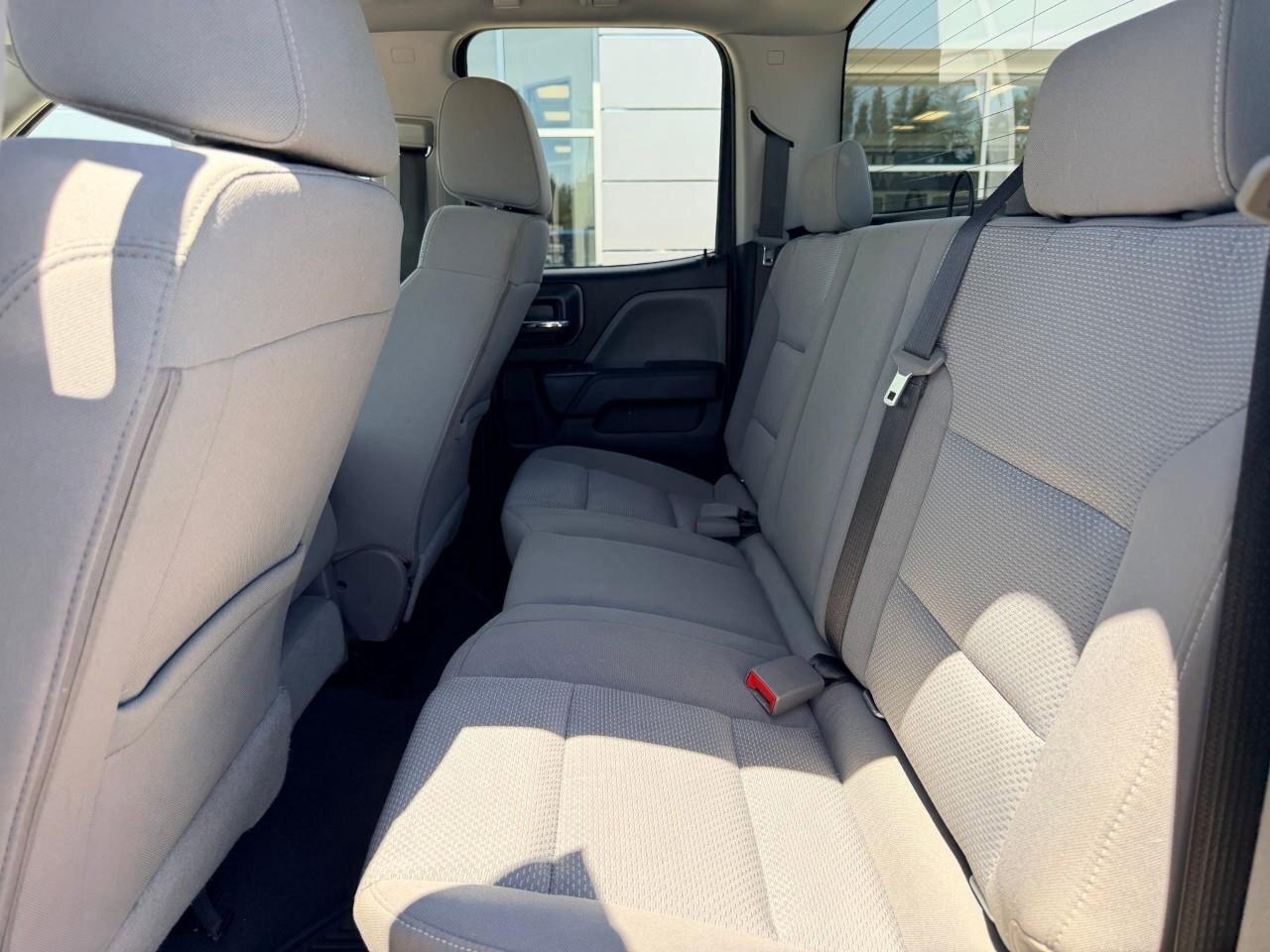 2019 GMC Sierra 1500 Limited SLE ELEVATION, 5.3L V8, 4X4, ALLOYS, CLOTH DOUBLE Photo