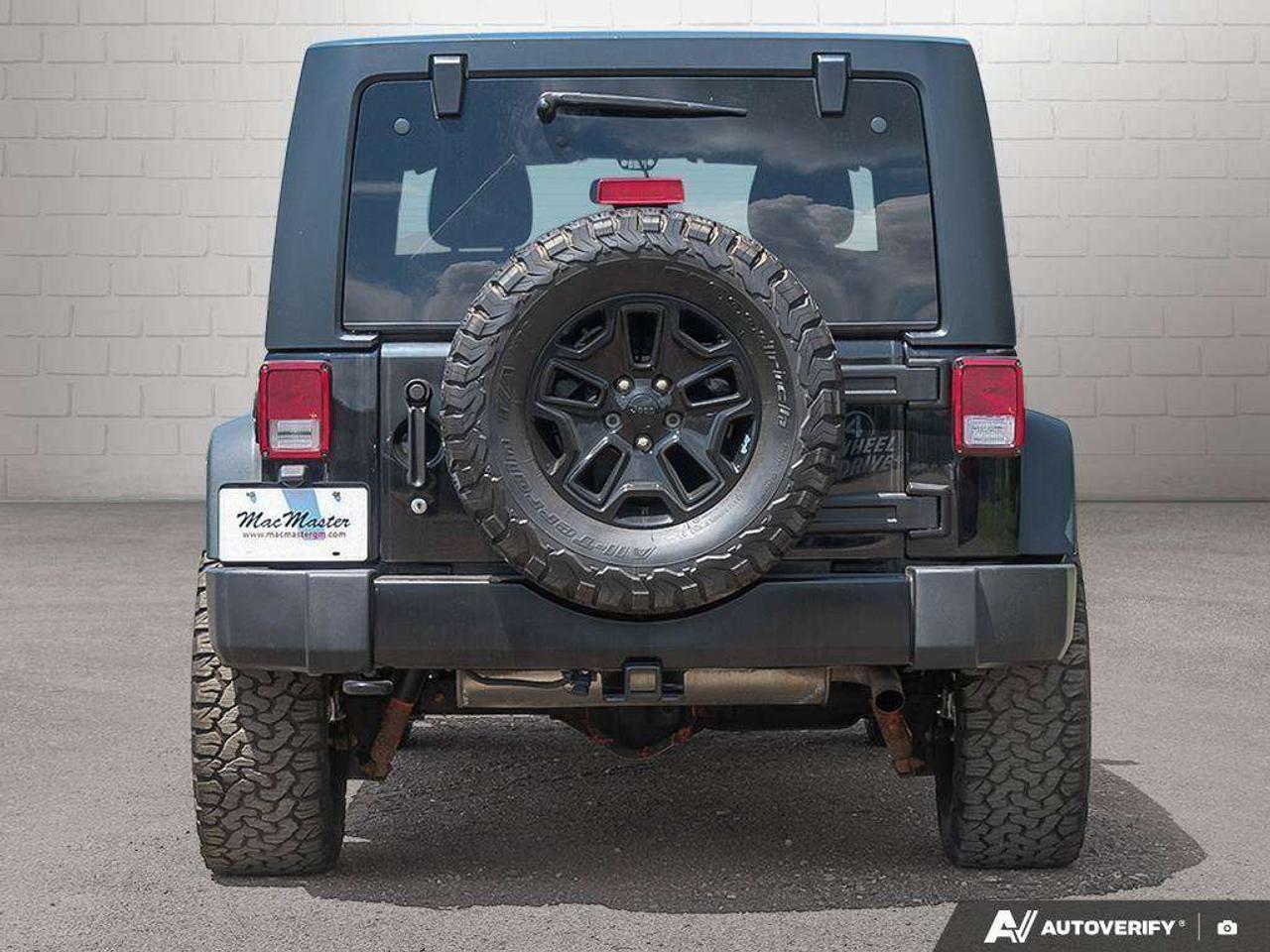 2018 Jeep Wrangler JK UNLIMITED WILLYS, 3.6L V6, 4X4, ALLOYS, CLOTH, CERTIFIED AS-TRADED! Photo