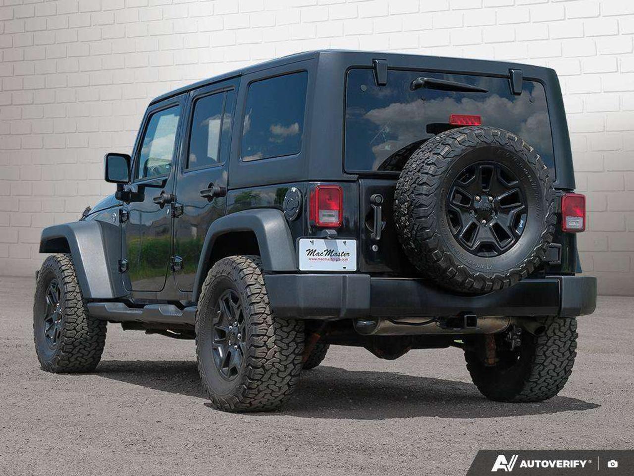 2018 Jeep Wrangler JK UNLIMITED WILLYS, 3.6L V6, 4X4, ALLOYS, CLOTH, CERTIFIED AS-TRADED! Photo