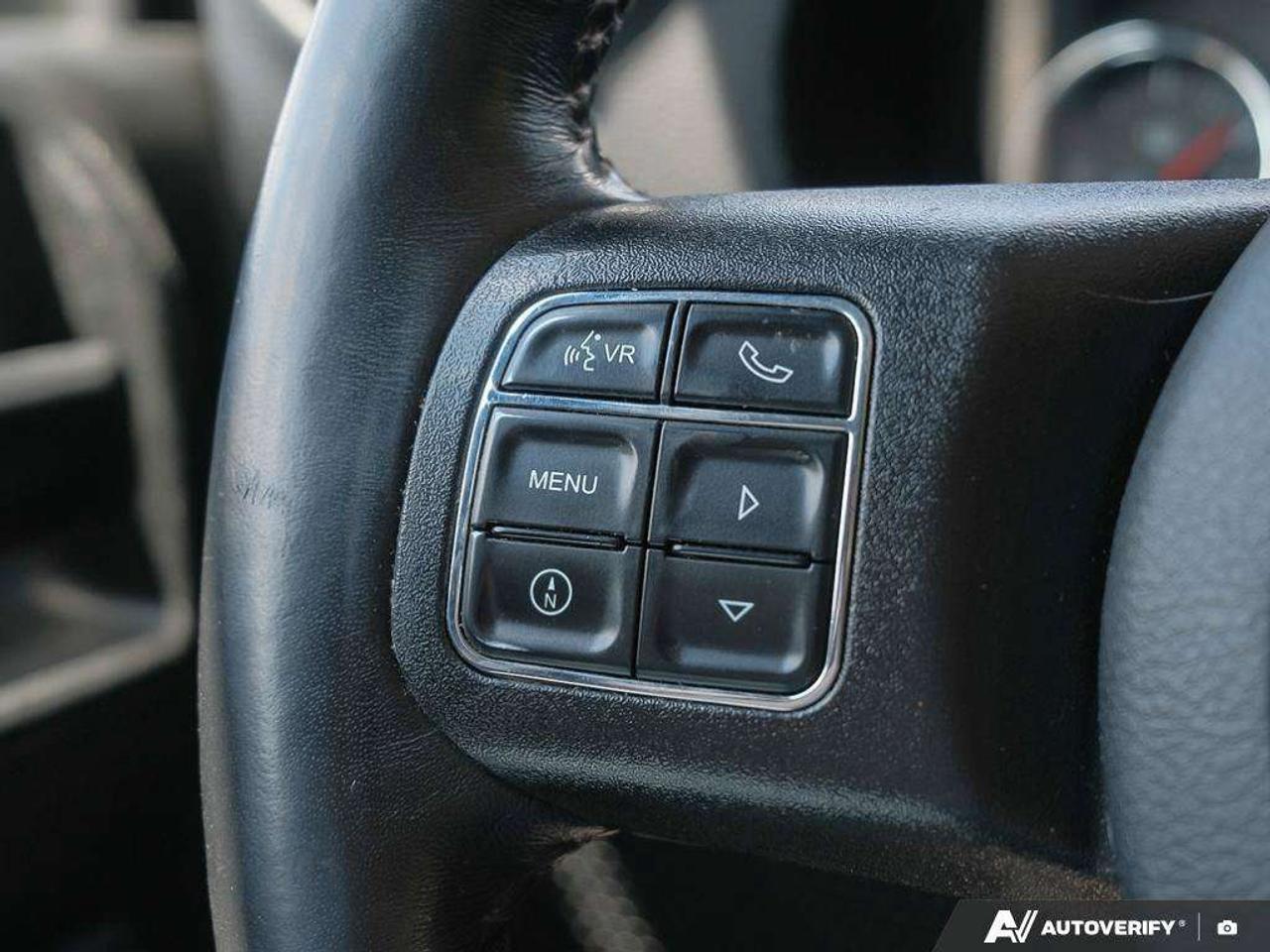 2018 Jeep Wrangler JK UNLIMITED WILLYS, 3.6L V6, 4X4, ALLOYS, CLOTH, CERTIFIED AS-TRADED! Photo