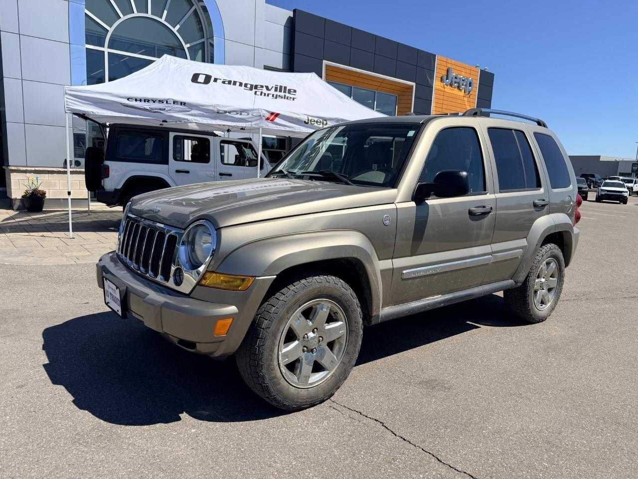 2005 Jeep Liberty 4dr Limited 4WD Photo