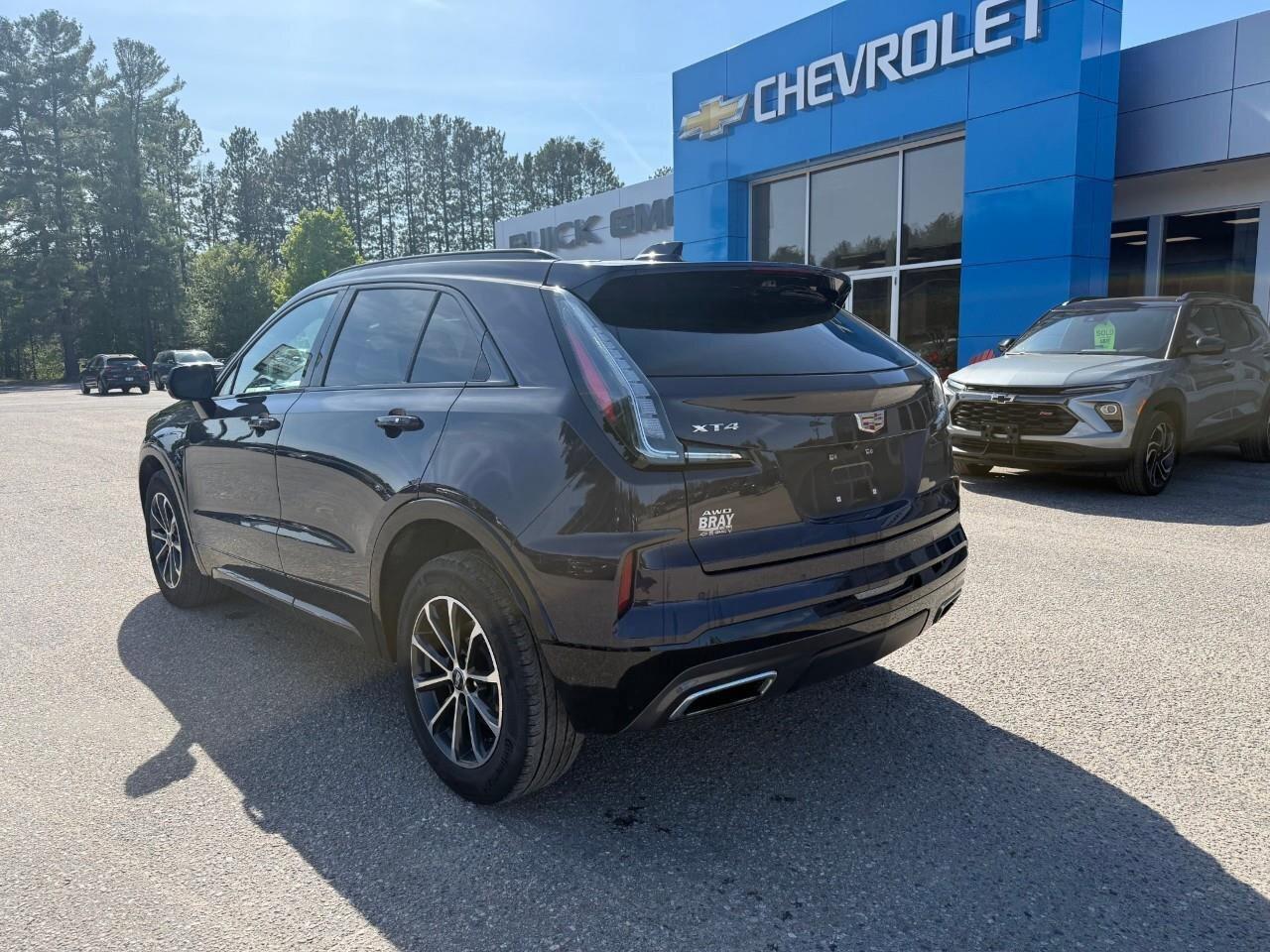 2024 Cadillac XT4 AWD Sport ALL WEATHER MATS. PANORAMIC SUNROOF. LEA Photo3