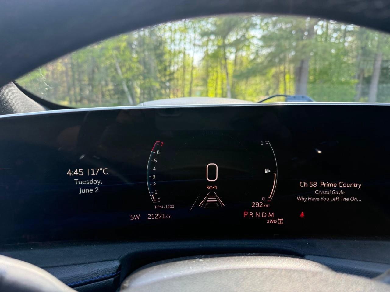 2024 Cadillac XT4 AWD Sport ALL WEATHER MATS. PANORAMIC SUNROOF. LEA Photo