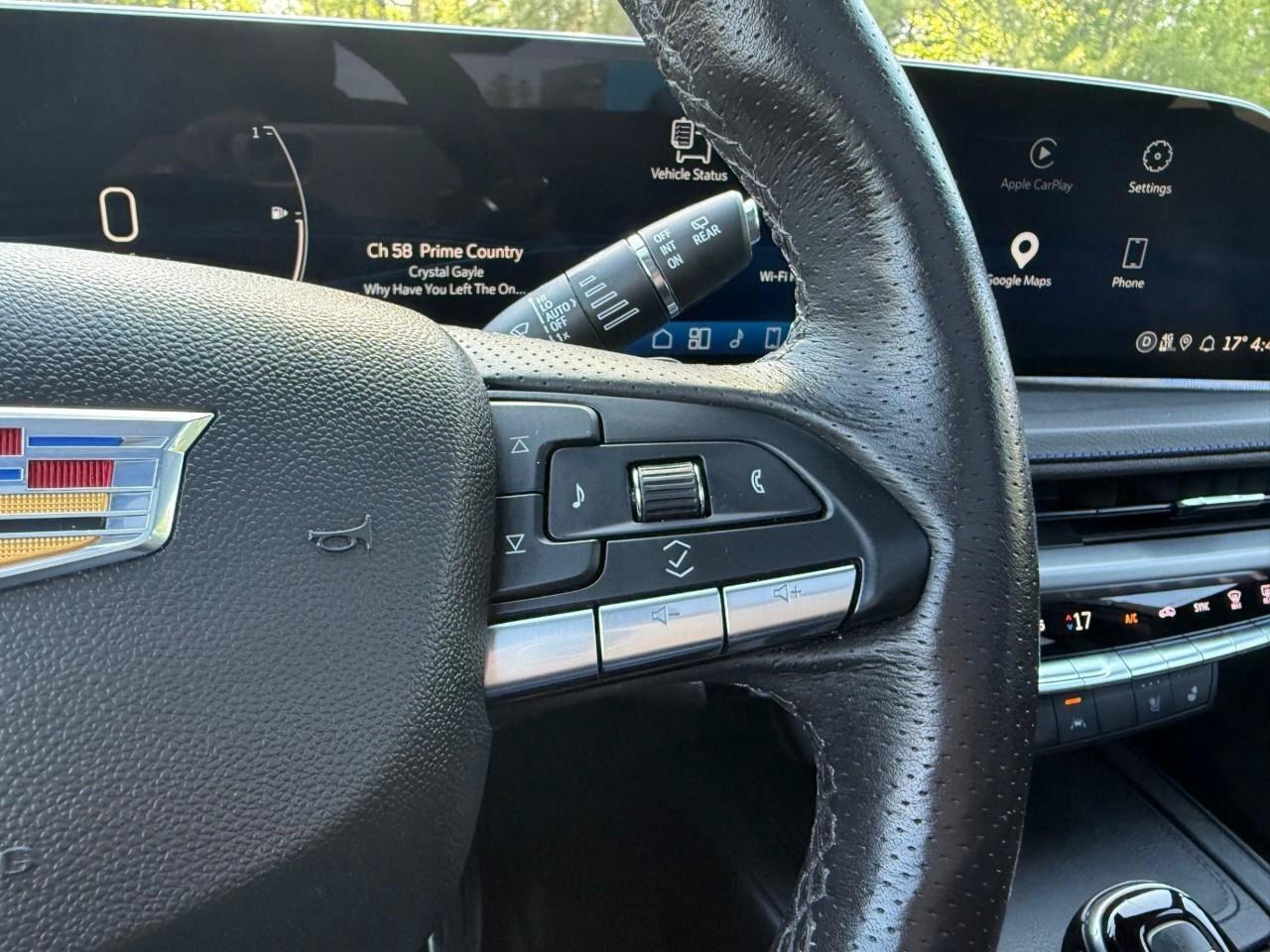 2024 Cadillac XT4 AWD Sport ALL WEATHER MATS. PANORAMIC SUNROOF. LEA Photo