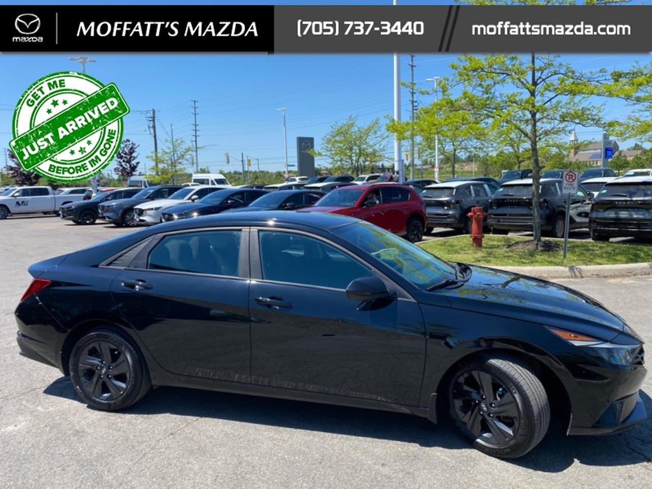 2022 Hyundai Elantra Preferred Photo
