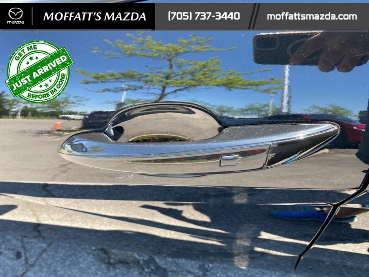 2022 Hyundai Elantra Preferred Photo