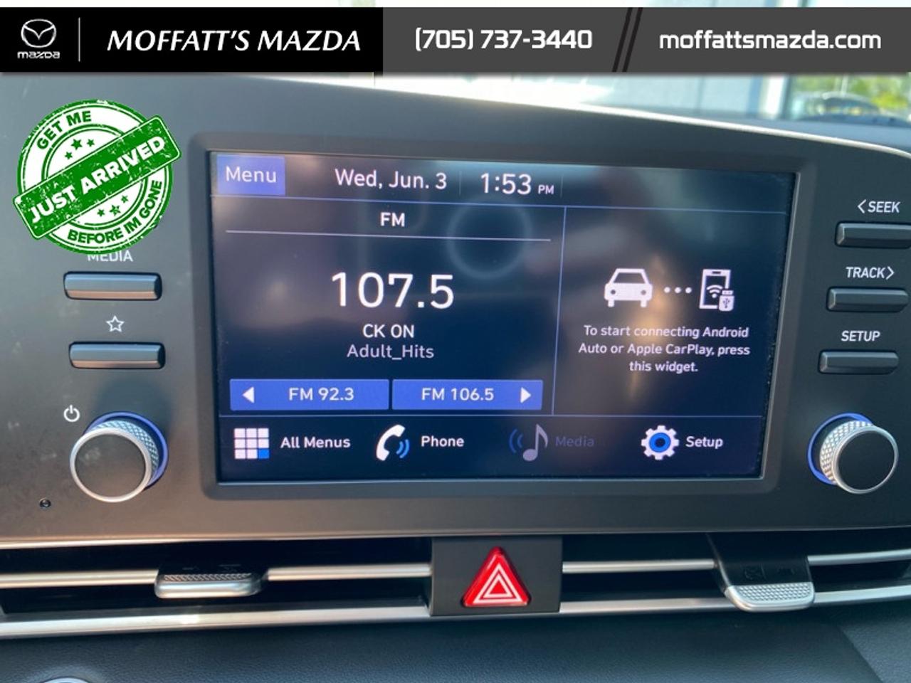 2022 Hyundai Elantra Preferred Photo