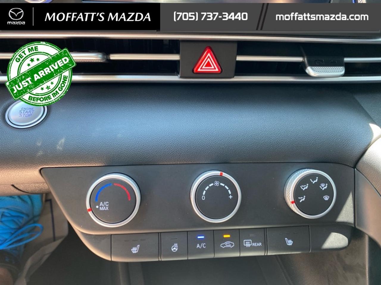 2022 Hyundai Elantra Preferred Photo