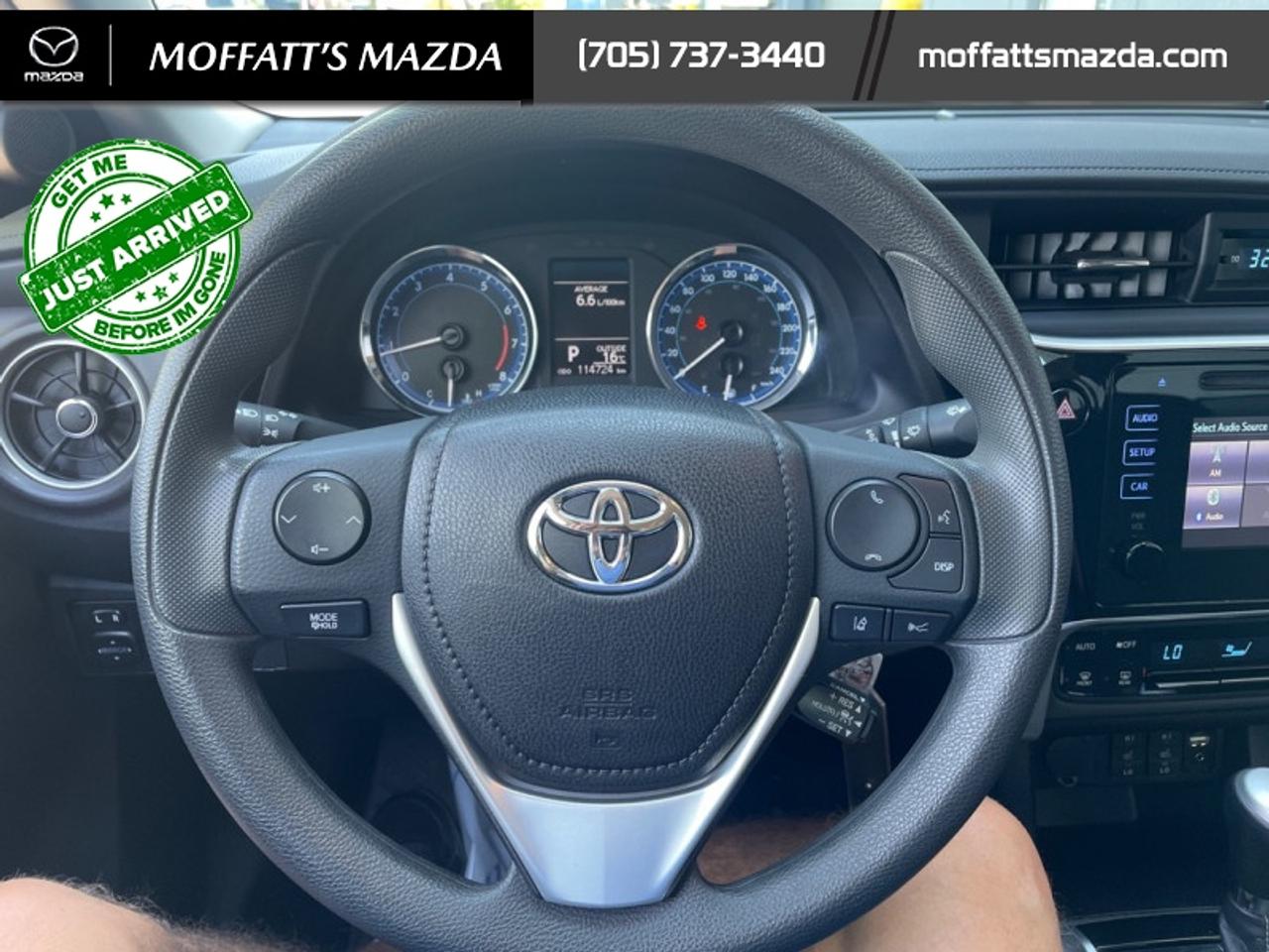 2017 Toyota Corolla LE Photo
