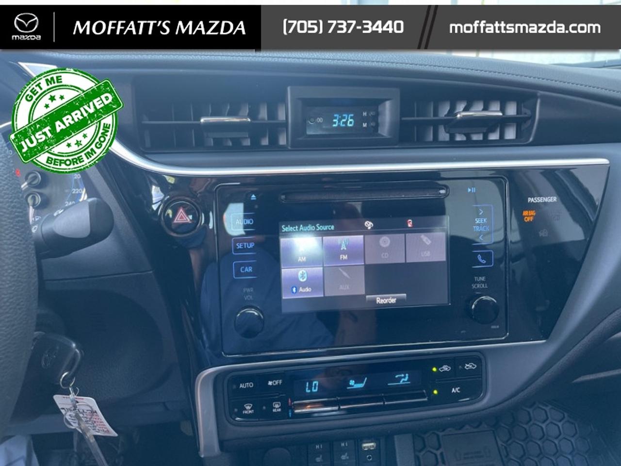 2017 Toyota Corolla LE Photo