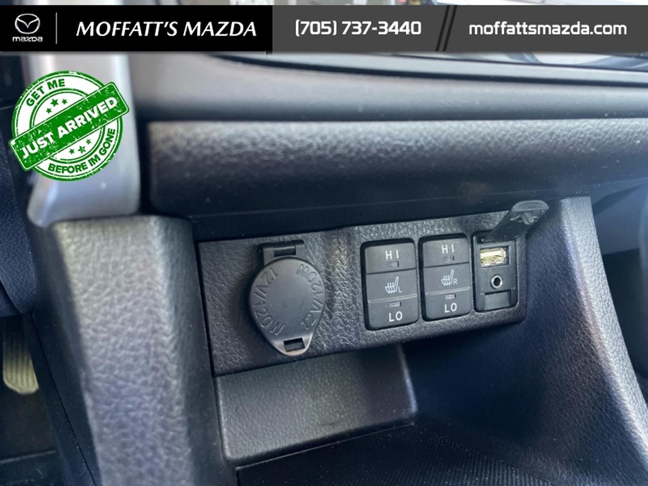 2017 Toyota Corolla LE Photo