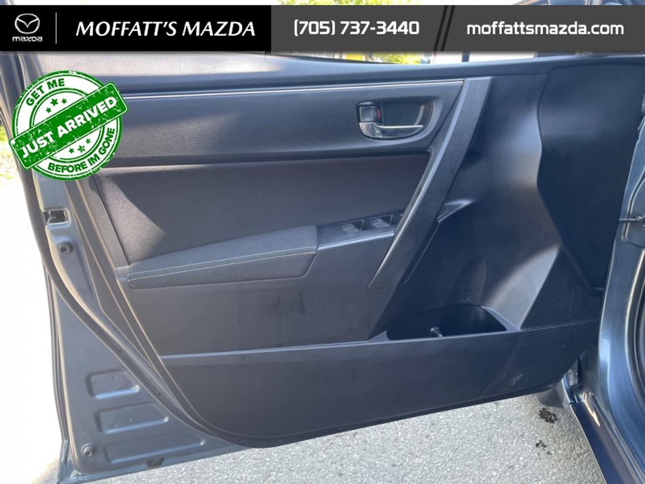 2017 Toyota Corolla LE Photo