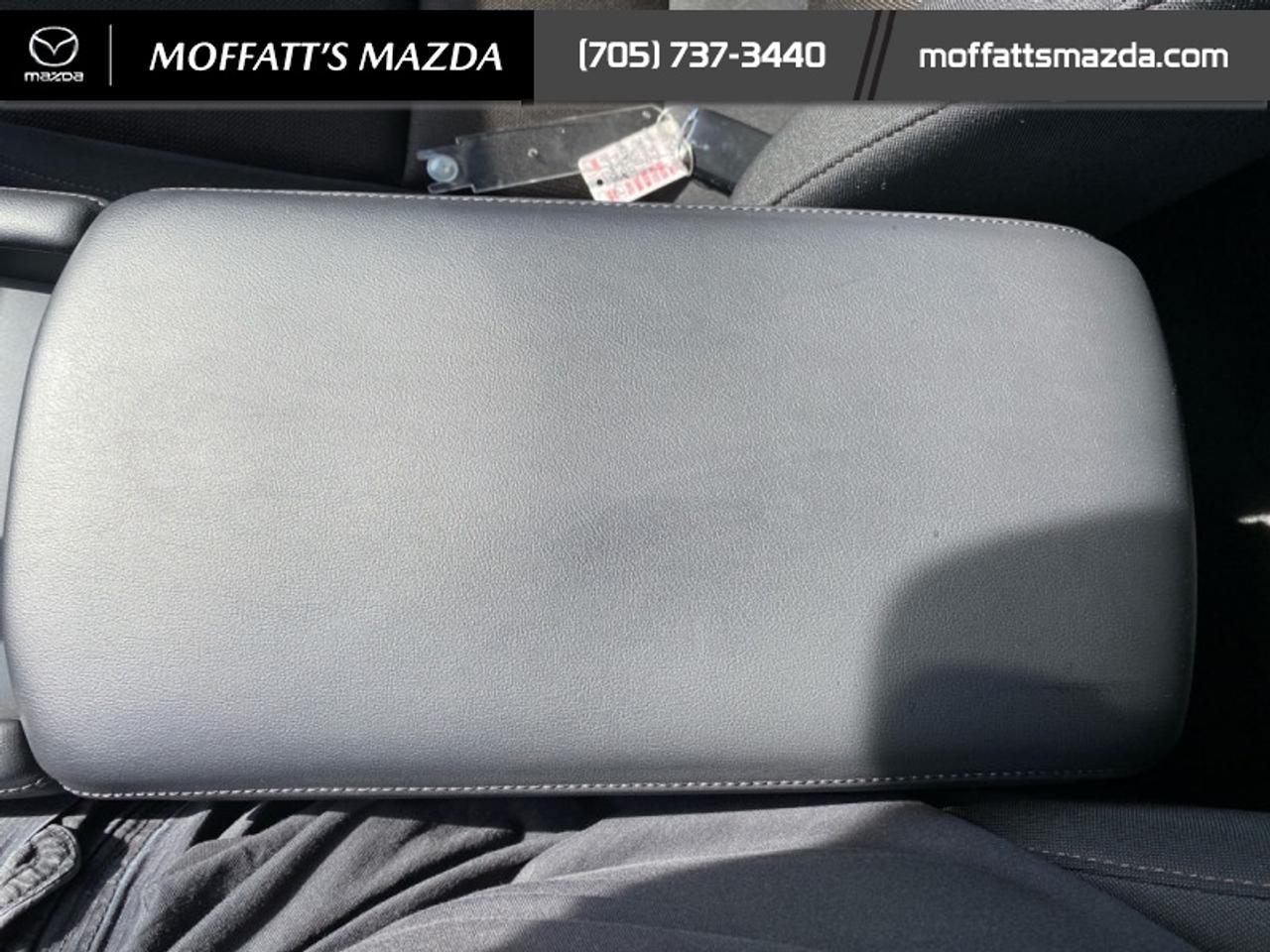 2024 Mazda MAZDA3 GX Photo