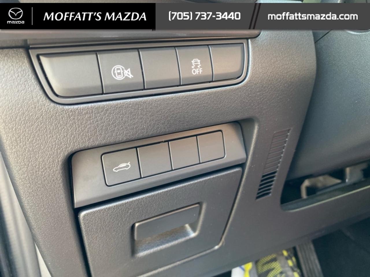 2024 Mazda MAZDA3 GX Photo