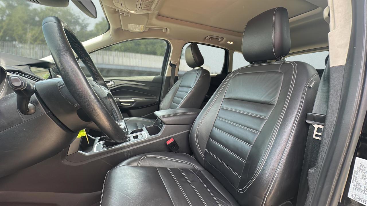 2018 Ford Escape SEL FWD Photo