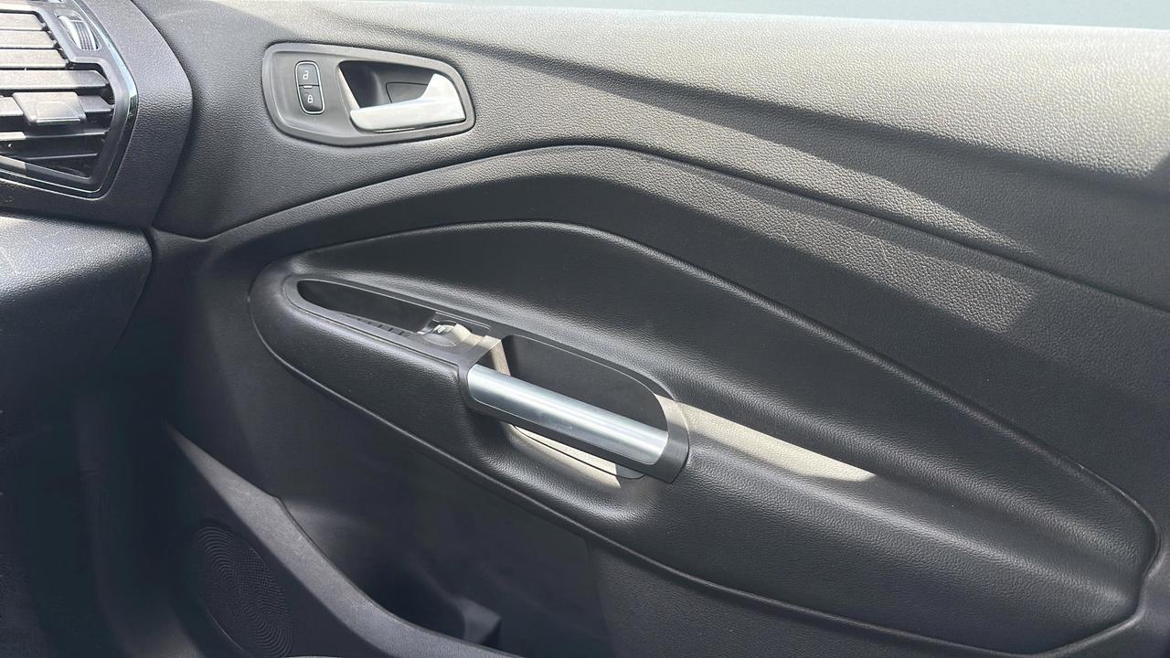 2018 Ford Escape SEL FWD Photo
