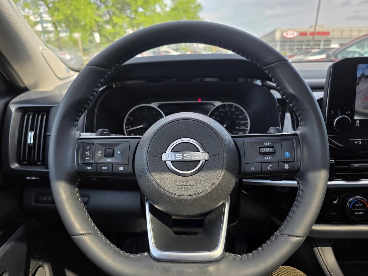 2024 Nissan Pathfinder SL AWD | CLEAN CARFAX | Apple Car Play | Android Auto | Photo