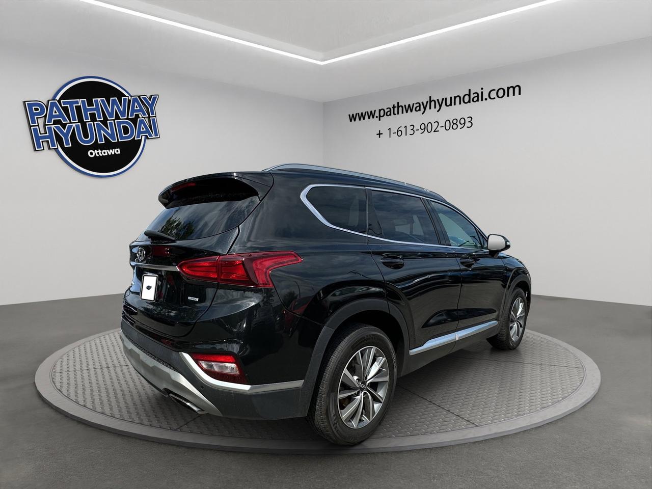 2020 Hyundai Santa Fe Preferred | Pano Roof |  Reverse Cam | Heated Seats Photo3