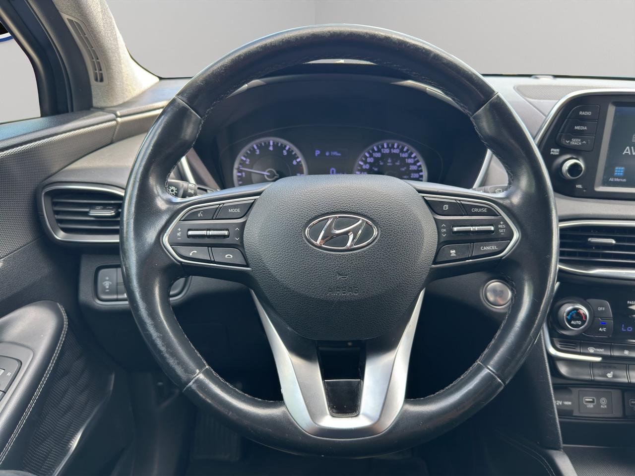 2020 Hyundai Santa Fe Preferred | Pano Roof |  Reverse Cam | Heated Seats Photo
