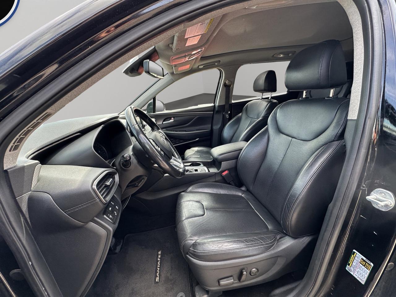 2020 Hyundai Santa Fe Preferred | Pano Roof |  Reverse Cam | Heated Seats Photo