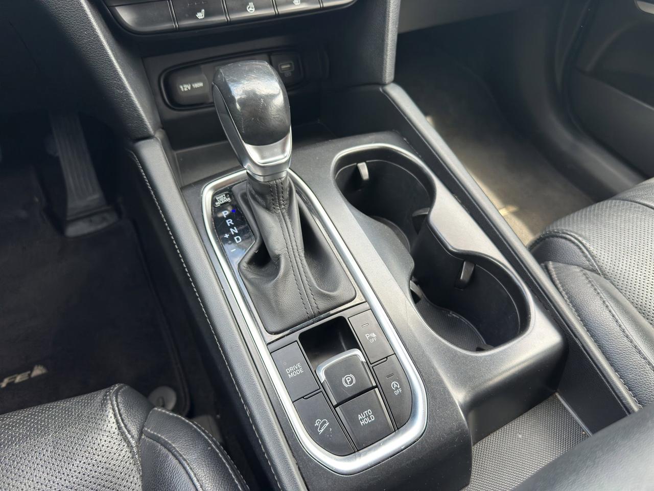 2020 Hyundai Santa Fe Preferred | Pano Roof |  Reverse Cam | Heated Seats Photo