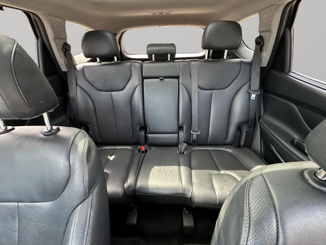 2020 Hyundai Santa Fe Preferred | Pano Roof |  Reverse Cam | Heated Seats Photo