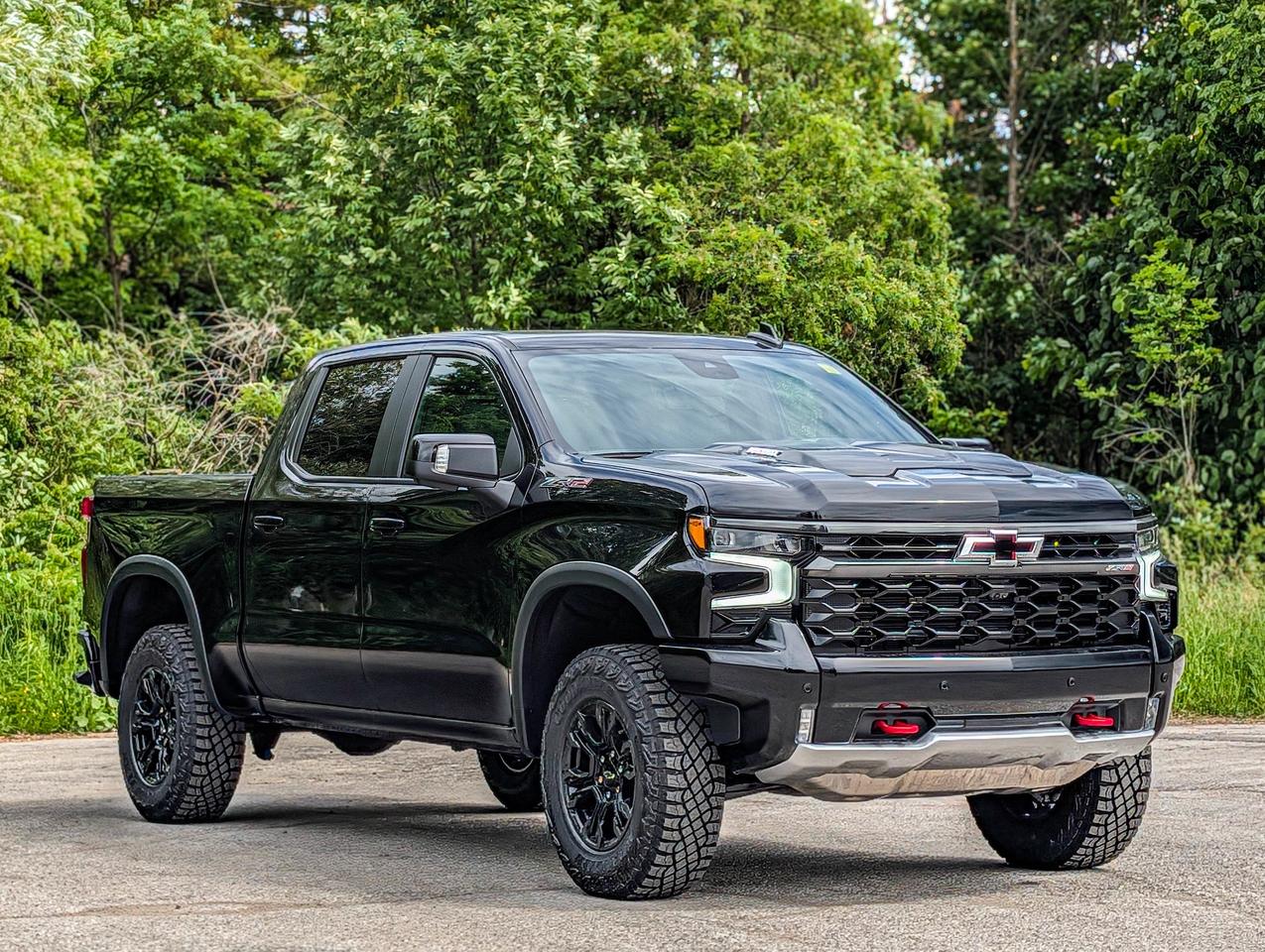 2026 Chevrolet Silverado 1500 ZR2 Photo