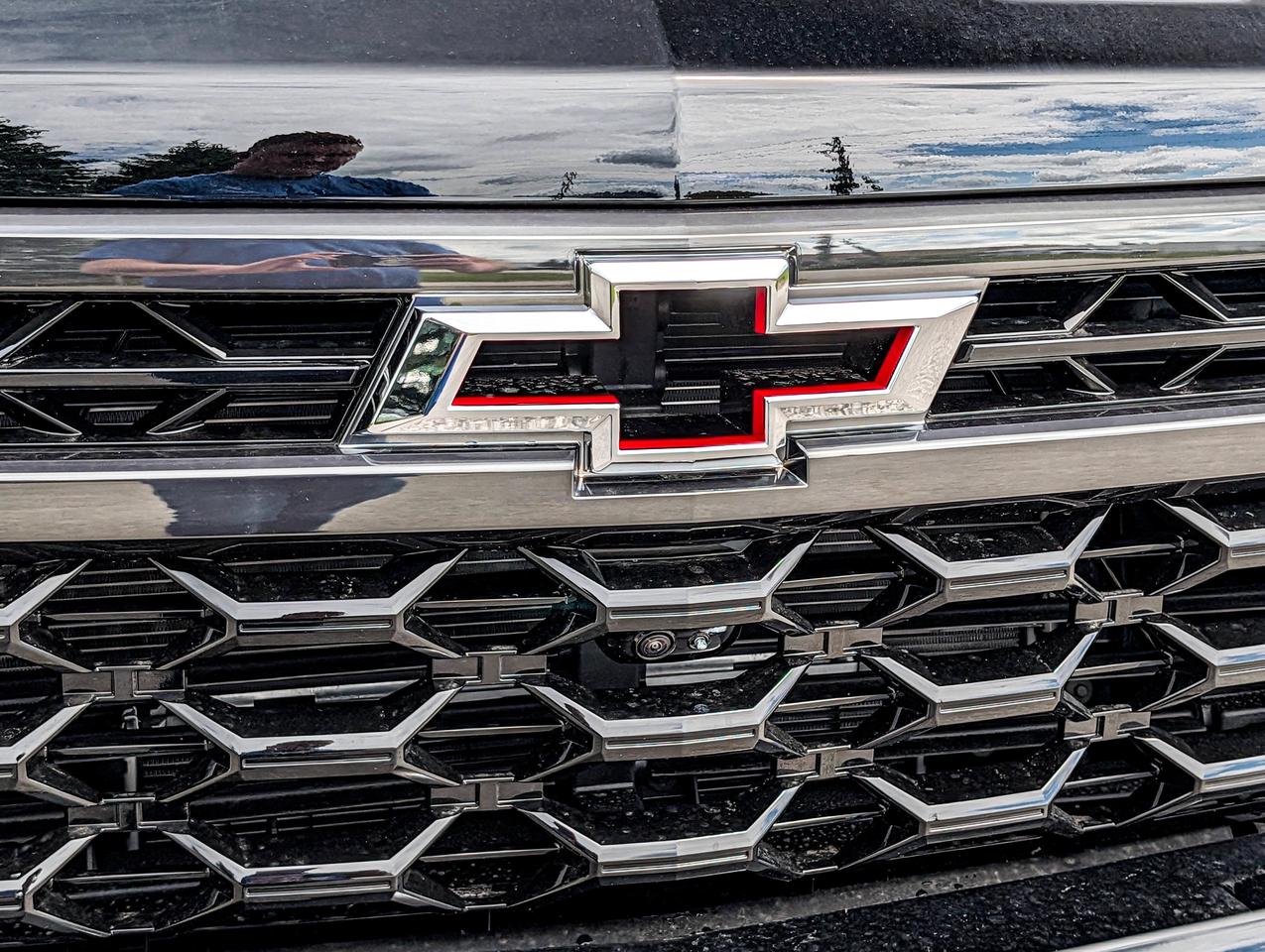 2026 Chevrolet Silverado 1500 ZR2 Photo
