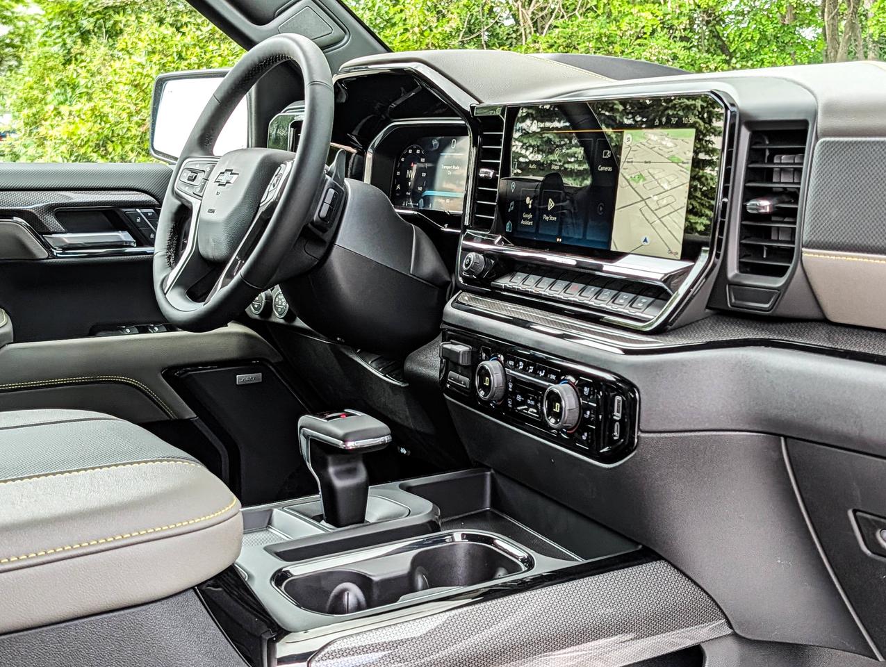 2026 Chevrolet Silverado 1500 ZR2 Photo