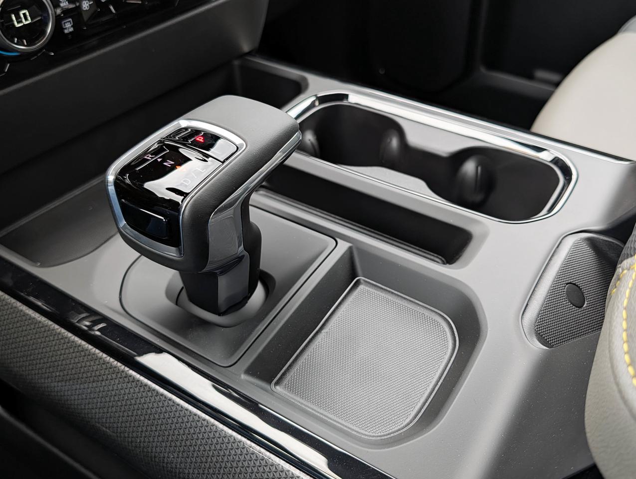 2026 Chevrolet Silverado 1500 ZR2 Photo