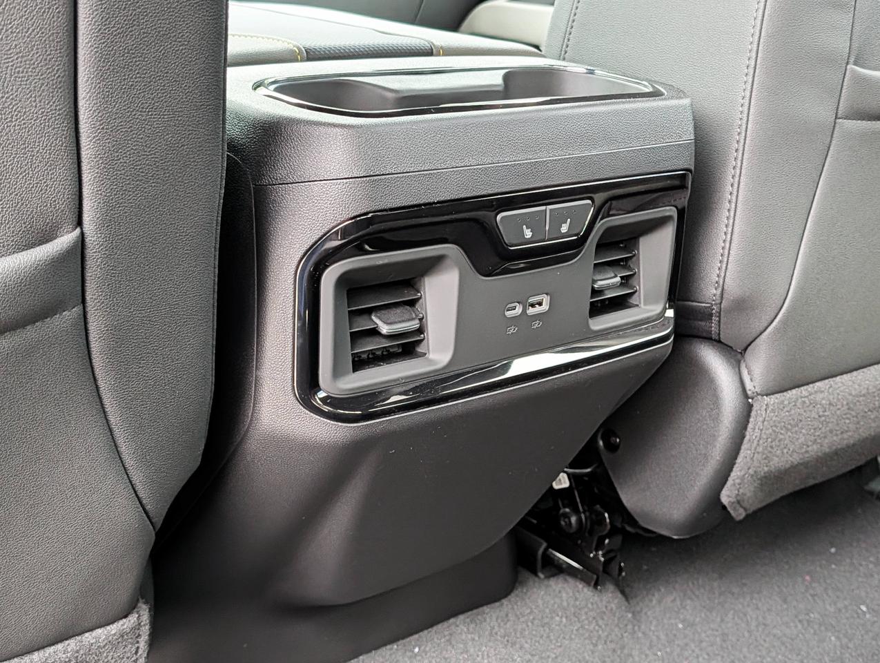 2026 Chevrolet Silverado 1500 ZR2 Photo