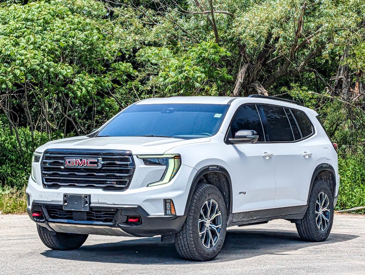 2024 GMC Acadia AT4 Photo