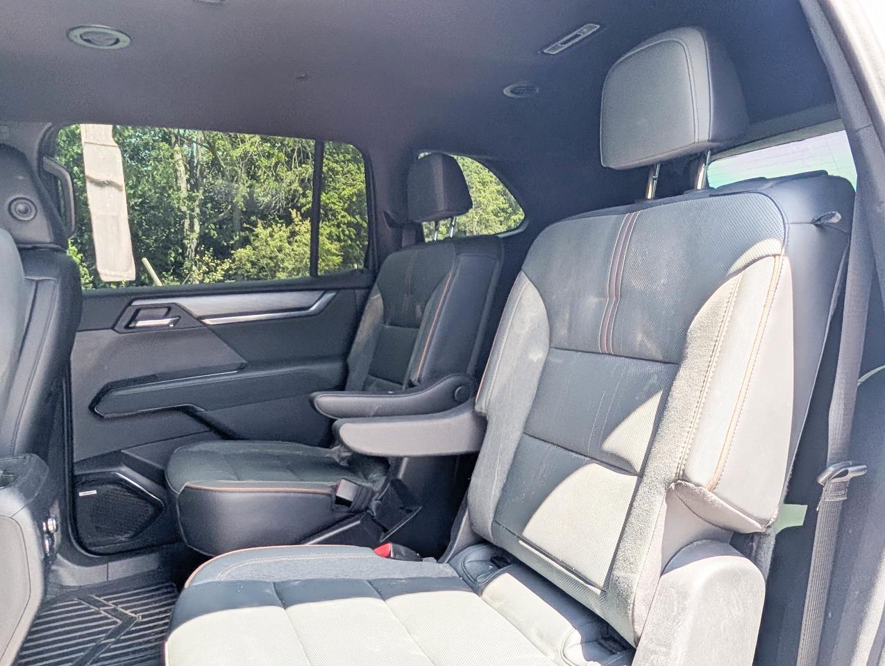 2024 GMC Acadia AT4 Photo