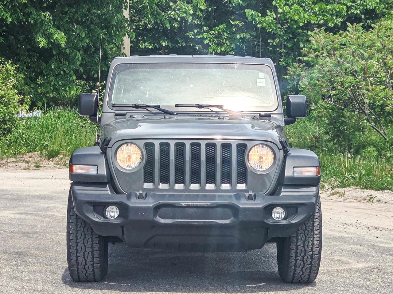 2022 Jeep Wrangler Sport S Photo4