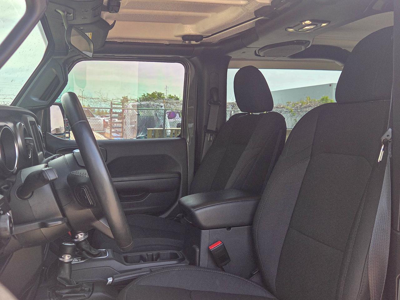 2022 Jeep Wrangler Sport S Photo