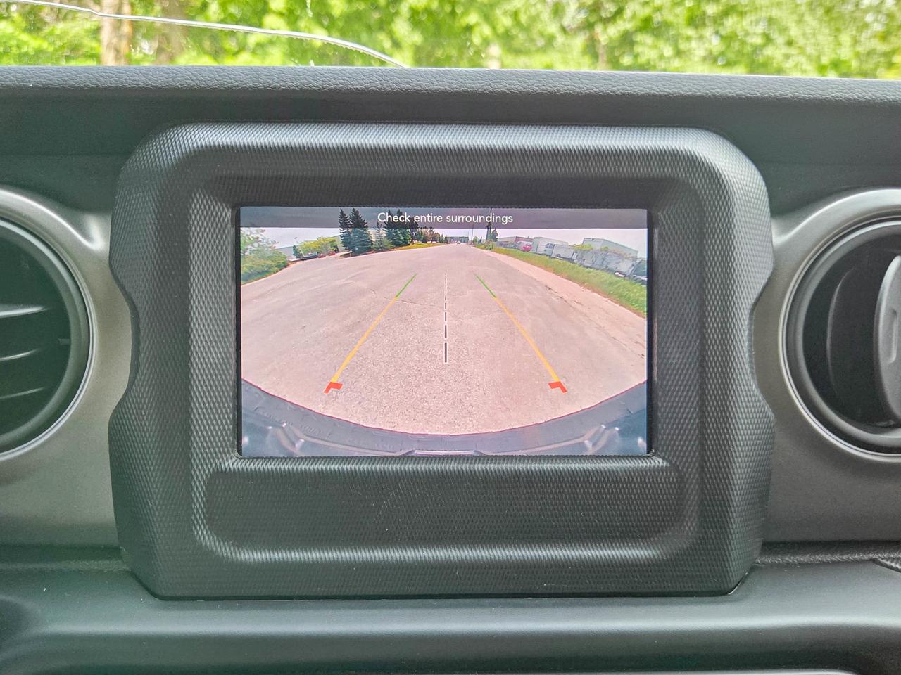 2022 Jeep Wrangler Sport S Photo