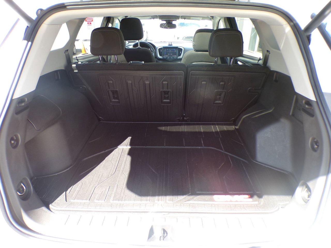2022 GMC Terrain SLE AWD Photo