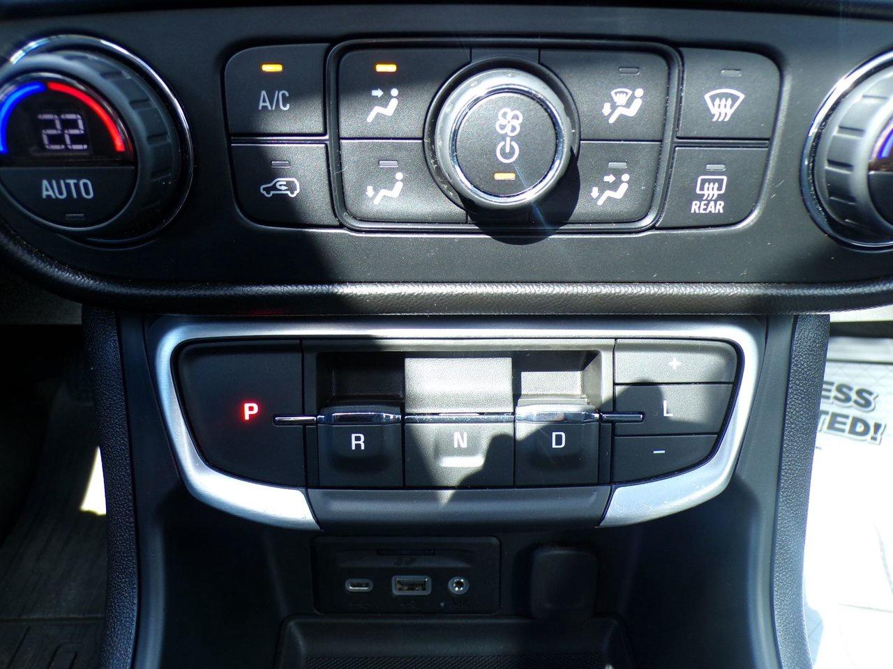 2022 GMC Terrain SLE AWD Photo