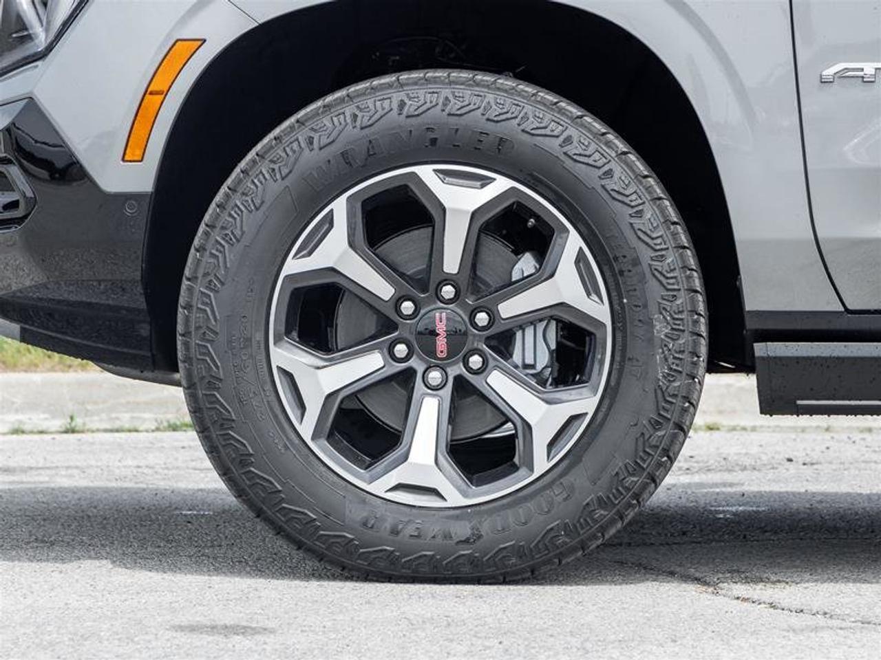 2026 GMC Yukon AT4 Ultimate Photo