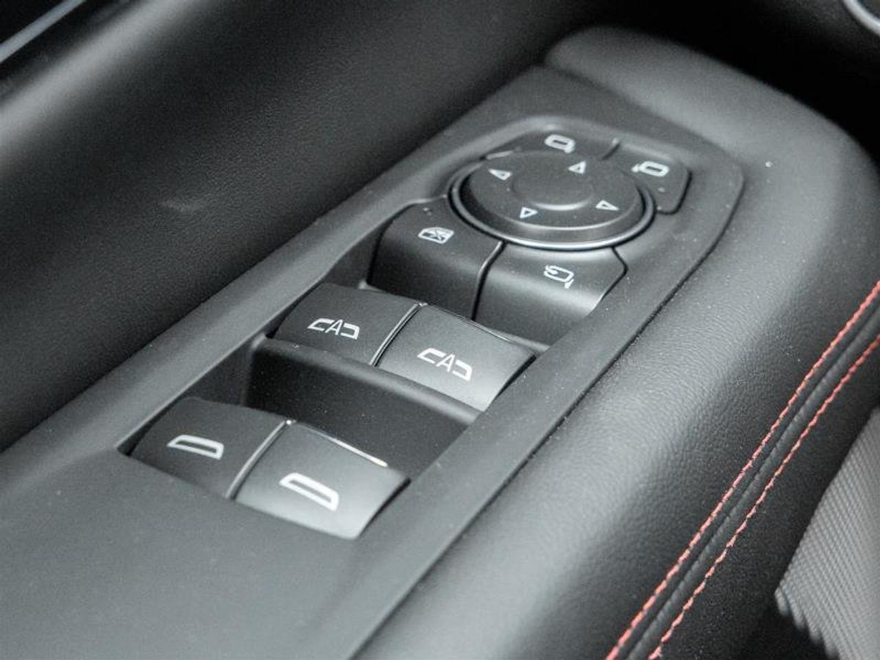 2026 GMC Yukon AT4 Ultimate Photo