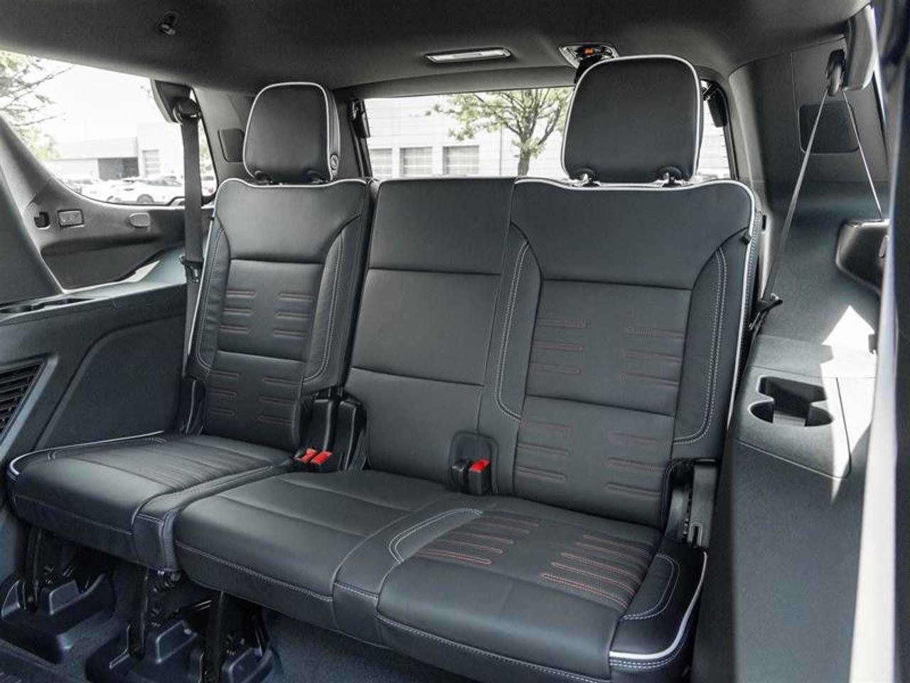 2026 GMC Yukon AT4 Ultimate Photo