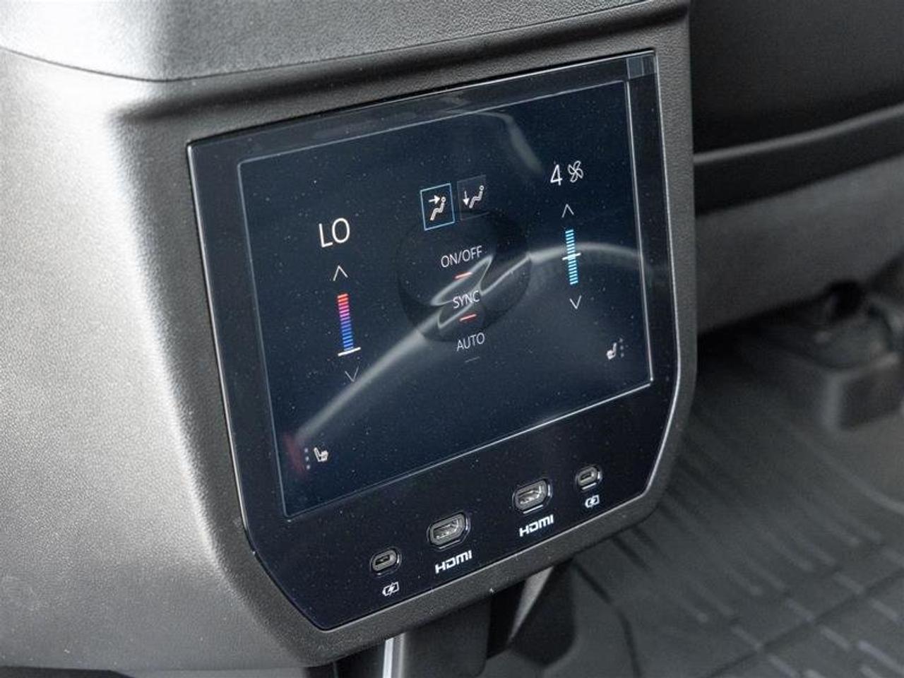 2026 GMC Yukon AT4 Ultimate Photo