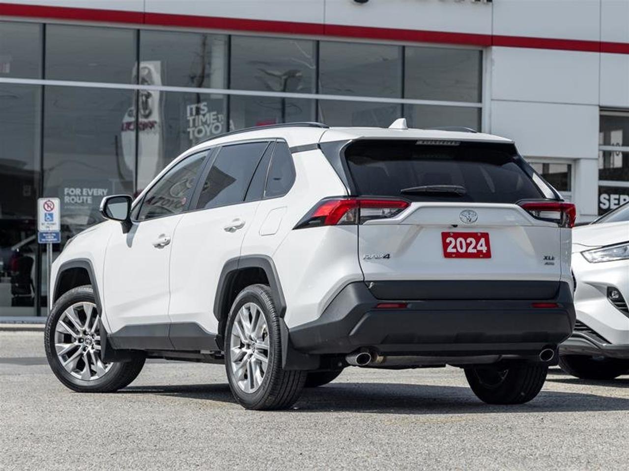 2024 Toyota RAV4 XLE AWD Sunroof | Backup Cam | Heated Seats | XLE Photo