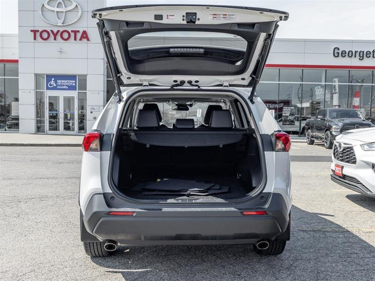 2024 Toyota RAV4 XLE AWD Sunroof | Backup Cam | Heated Seats | XLE Photo