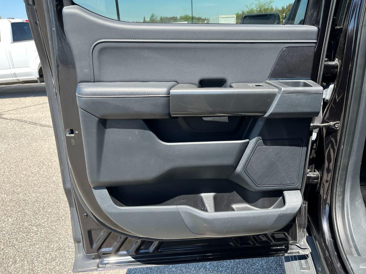 2022 Ford F-150 XLT 4WD SuperCrew 6.5' Box Photo