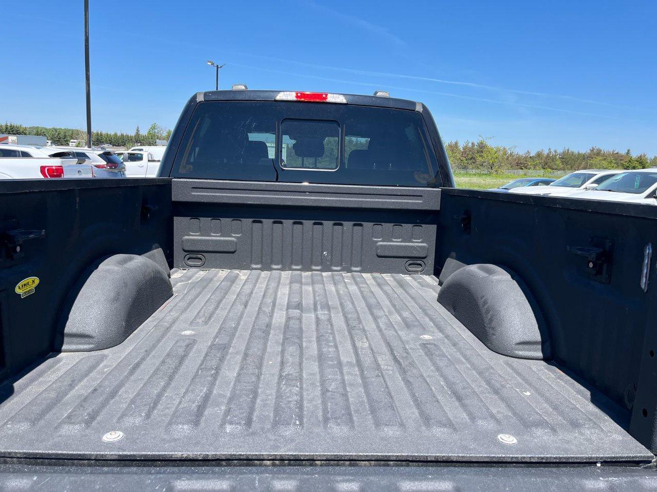 2022 Ford F-150 XLT 4WD SuperCrew 6.5' Box Photo